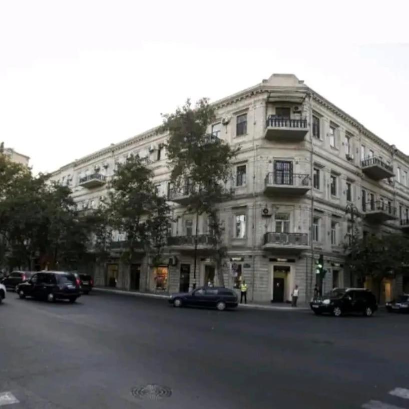 Central Apartment Bakoe Buitenkant foto